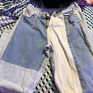 very cute mom jeans, different color pant legs